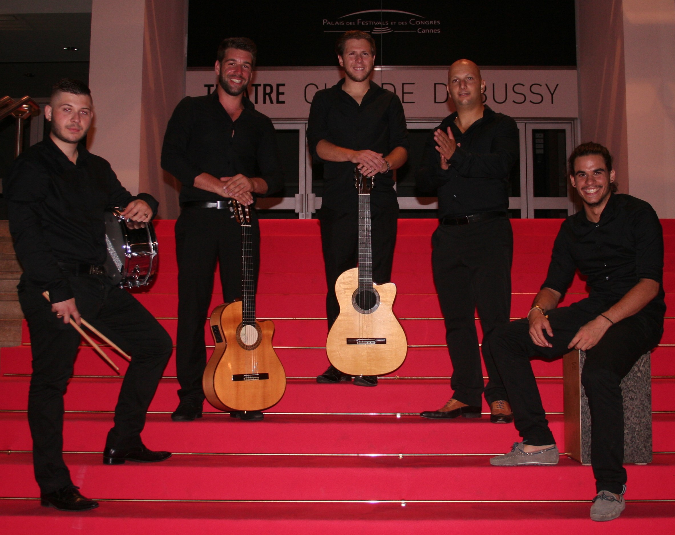 Chanteur orchestre mariage, soirée privée, soirée entreprise
Gipsy Rumba Flamenco Sevillane
